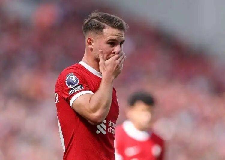 剑指欧冠！斯洛特或让利物浦重返巅峰，8000万欧悍将却成球队软肋